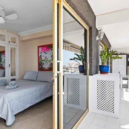 Apartamento Spacious With Large Terrace,5 Min *